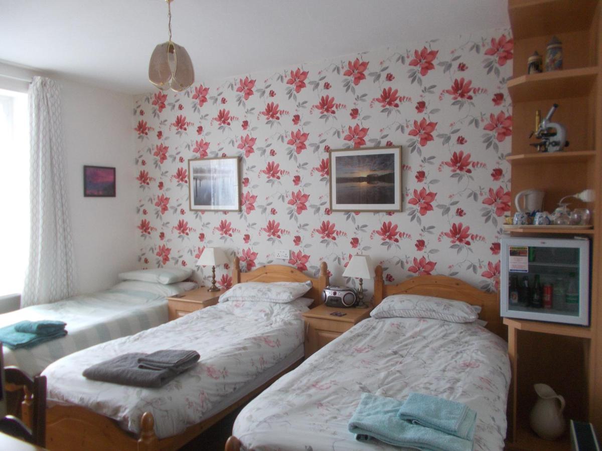 Webb'S Of Glomel Bed & Breakfast Bagian luar foto