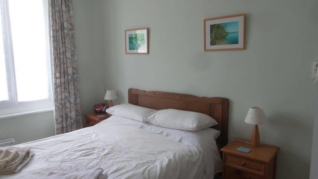 Webb'S Of Glomel Bed & Breakfast Bagian luar foto
