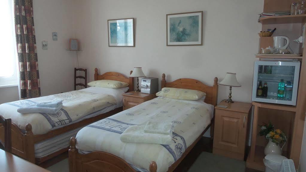 Webb'S Of Glomel Bed & Breakfast Bagian luar foto